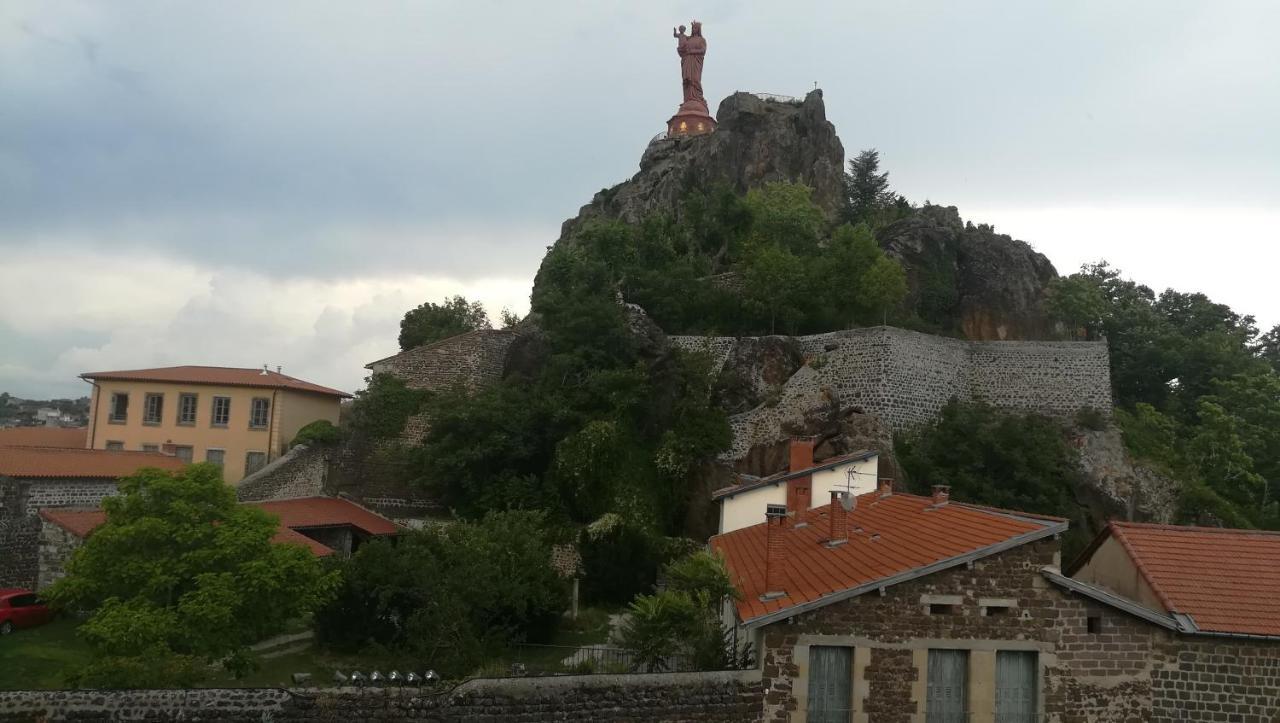 Chambres D'Hotes La Prevote - Ancien Couvent Contre La Cathedrale Le Puy-en-Velay Luaran gambar